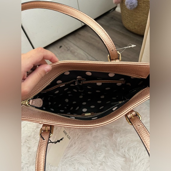 Anne Klein Purse - Picture 3 of 4